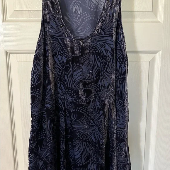 Free People blue velvet dress Medium - Picture 3 of 9